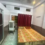 Hotel Yatri Niwas
